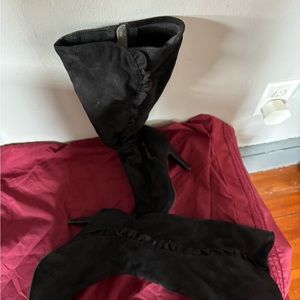 Black fabric high heeled boots 7.5  barely worn